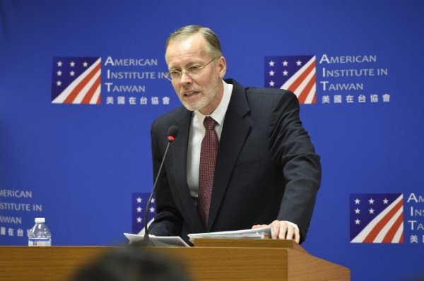 美代表称联台应对中共