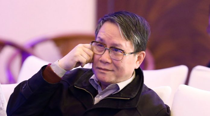 秦晖:官员买房有保障,好房都在官员手里!