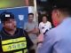 牛气城管被多名警察打翻在地后说不想活了