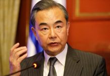 王毅又发狠话了:香港是中国内政,收起你的黑手吧!