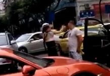 重庆保时捷女扇男子耳光被反削,活该!