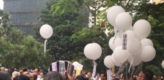 「反送中」逾9千人參加銀髮族靜默遊行 長者青年同行