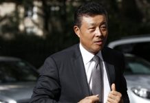 在中国官员指责英国干预香港事务后,英国政府周三召见了中国驻英国大使