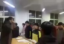 习近平新时代:看看老師是怎样帶領學生宣誓的