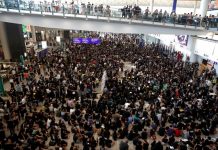 有人预言:香港反送中既像一场民主革命,但更像是一场即将爆发的灾难