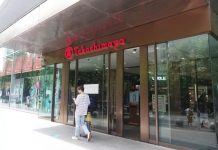 大量店铺歇业倒闭搬迁,中国经济命悬一线?