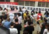 武汉当地政府逼着老百姓签字画押不抗议,否则就列入黑名单并取消各种待遇!