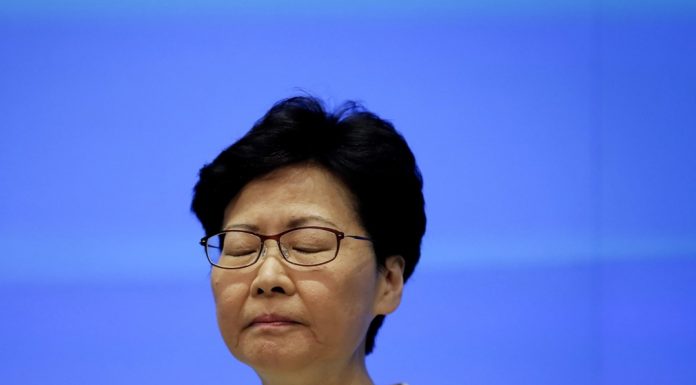 好样的!港府新闻处新闻主任联名发声明:要求特首立即回应市民五大诉求