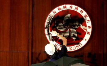 自由亚洲电台:面对不讲理的政权,人民用暴力表达愤怒“合法”吗?