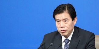 中美谈判出现狠角色?中国商务部长钟山称:中美谈判要发扬斗争精神!