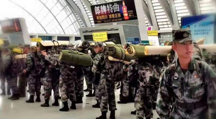 中共真要对港人下手了?大批军队已开进香港
