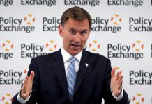 英国外相警告中国不要背弃中英联合声明 否则后果严重