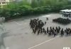 中共军警演练如何对付老百姓(视频)