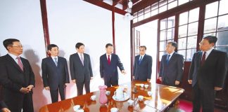 北戴河会议前,中共7常委外出调研强调同一问题,亡党危机又起?