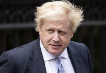 英国前外交大臣约翰逊,赢得保守党党魁选举,周三将出任英国首相