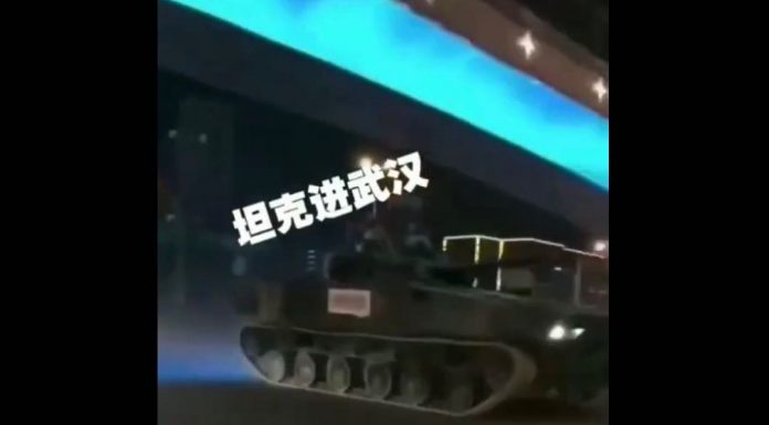 坦克开进武汉,大批警察进驻武汉,武汉阳逻和新洲许多民众被抓!