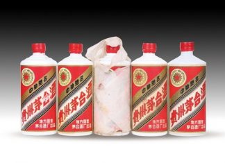 中国特色52:为什么在国外买茅台的价格比在国内要便宜一半多,而且100%没假货呢?
