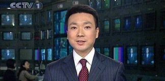 央视主持:美国就是搅屎棒!网友回复:当你不是屎的时候!
