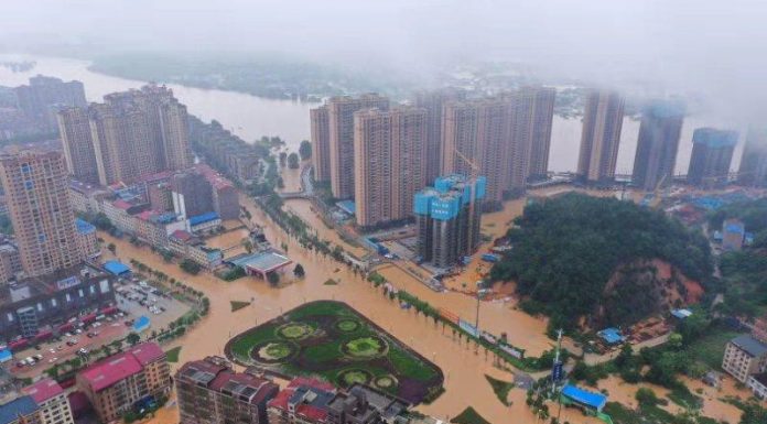 邱家军:湘江决堤,不见官兵不见习!为何不救人?人民子弟兵在哪?