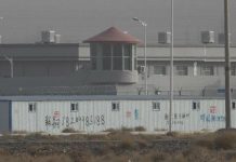 中方称:集中关押是为了挽救穆斯林! 美方官员:中国新疆政策与反恐无关!