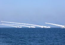 共军在南中国海有争议岛屿附近海域试射导弹,想干嘛?