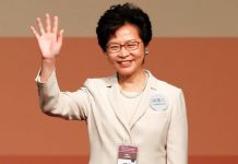 香港乱了,林郑月娥开始“高潮”了!