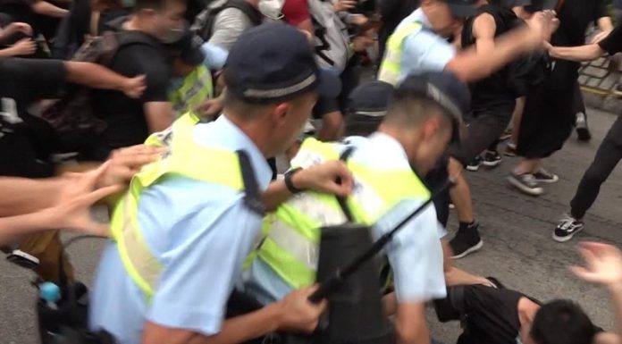 光復上水遊行結束後 示威者與警方爆發多次衝突(4)