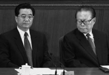 江泽民的十大争议5:贪恋权势退而不休,幕后把持朝政,扰乱朝纲