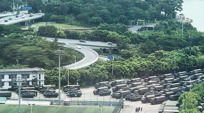 美日已向香港发出旅游警示,全球都在关注中共是否出兵镇压