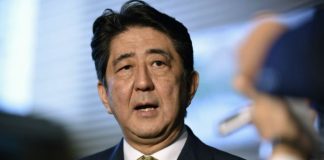 日本首相安倍晋三推特