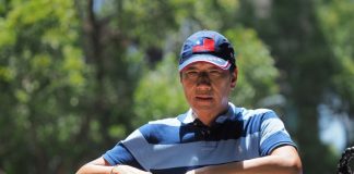 郭台銘在國民黨總統初選落敗後選擇出國沉澱,受柯文哲约見
