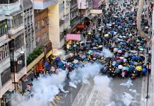 大陆人致信港人:香港挺住,大陆很快会跟上,我们一定会羸!
