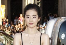 当代国际小丑:“舔菊妹”刘亦非