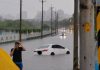 觀注台中豪雨,多處淹水汽車拋錨 民眾自救怒批盧秀燕臉書救災