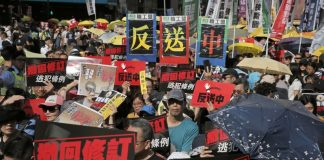 中国观察:中共反击香港抗议幕后操作手法曝光,企图制造大事为全面清场做铺垫