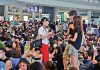 因参与香港反送中请愿活动,国泰空姐被捕