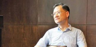 傅申奇:荒诞的时代