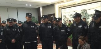 中国真相18:苏州商场倒闭 600商户围大楼讨说法