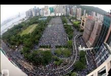冷山时评:在自由世界为魔鬼唱赞歌,西方该遣返这些无底线的垃圾战狼留学生了!