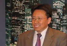 陈破空:北京突然不满林郑,原因出人意料!公安潛港成武裝分子,港人抗爭變游擊戰