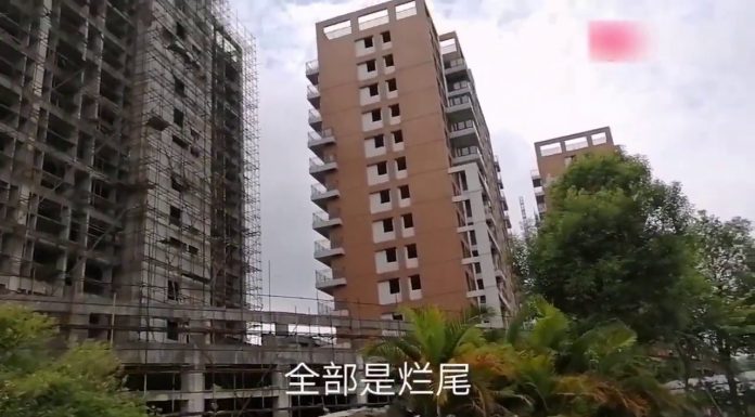 中国真相1:东莞烂尾楼,房地产泡沫,一座空城鬼城,阴森恐怖,房子再多也不低价卖给屁民,中国经济离崩溃还有多久?