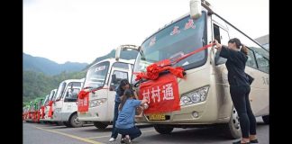 子弘闲谈:先别管港府突击大逮捕!“十一”大限迫林郑铤而走险,看看中国经济能不能靠汽车提振经济