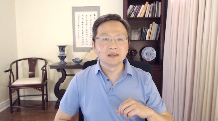 文昭:川普突然“插手”香港,其实表示事态危急!818是关键