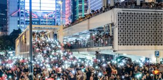 纽约时报:中共如何对香港抗议者展开信息战?