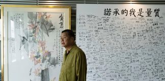 民主斗士:香港传媒大亨黎智英,中共视他为眼中钉,官媒对他污名化