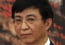 当代国际小丑:狗头军师王沪宁,三代祸国幕僚!