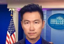 美国之音中文部白宫记者黄耀毅推特