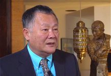魏京生:中国人现在猪肉都买不起了,习近平还在大撒币,实在少见!