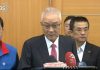 成全郭台铭,吴敦义亲批准退党申请案