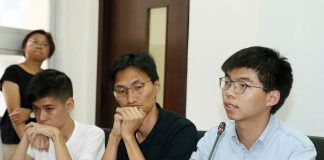 新唐人:黄之锋会台湾三大党,现要齐心面对威权|梅克尔今访北京德多政党吁为香港发声